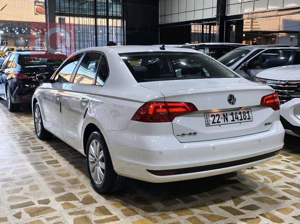 فولكسفاغن بورا